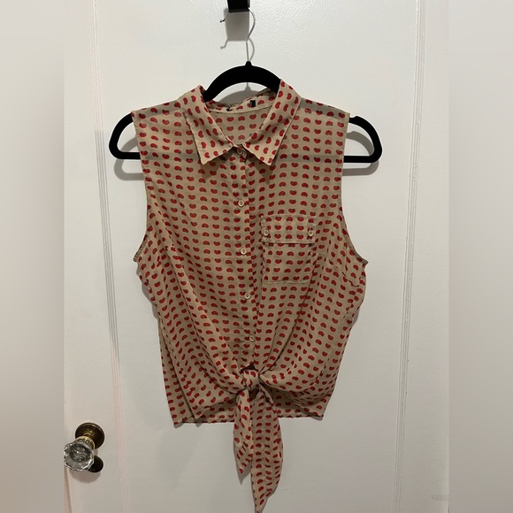 Sheer Cream Sleeveless Button-Up Top with Red Hearts – Likely Size Medium - Picture 1 of 2